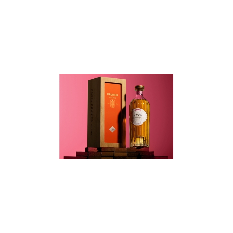 Vintage 1976 Fins Bois limited edition Prunier Cognac